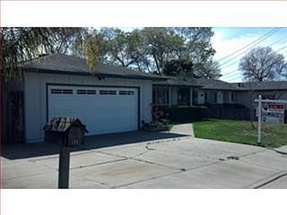 3rd image of 135 Crestwood Dr