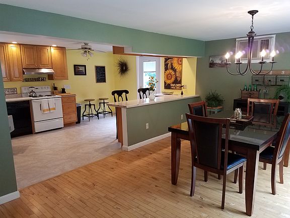 4th image of 320 Garfield Rd