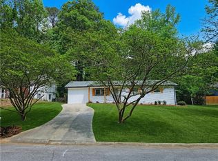 2450 Elkhorn Dr, Decatur, GA 30034