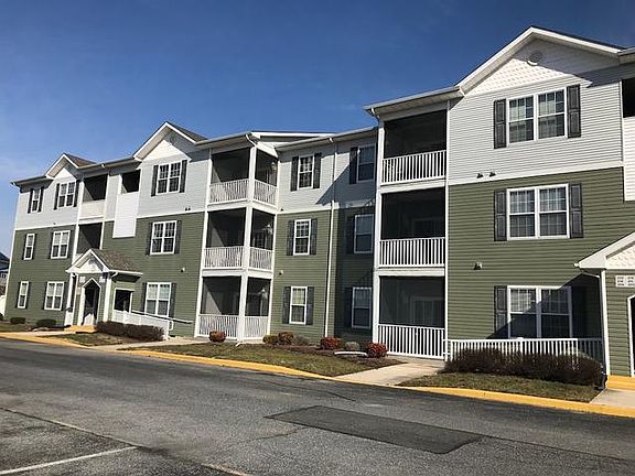 2nd image of 35542 E Atlantic Cir Unit 223