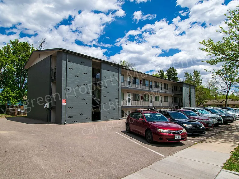 500 W Laporte Ave — Photo 1