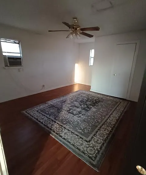 804 Lakeshore Dr — Photo 8