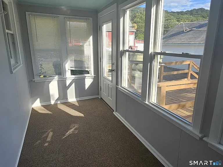 194 Beacon Valley Rd — Photo 5