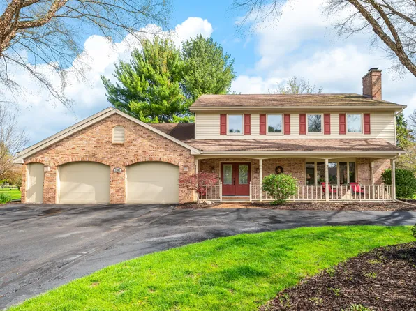 1203 Spur Dr, Saint Joseph, MI 49085