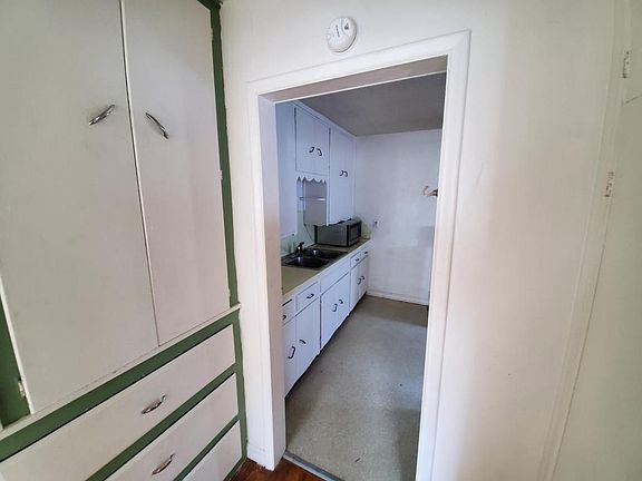 Hallway facing Kitchen