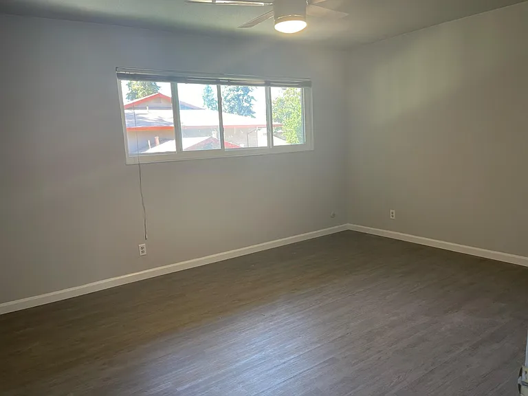 3539 Dalton Cmn — Photo 6