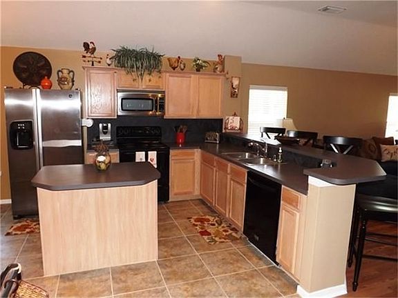 Any cook would love this gourmet kitchen