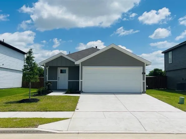 4237 Woodhill Bend Dr, Crowley, TX 76036