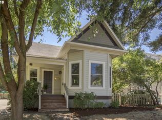 3744 SE Harrison St, Portland, OR 97214