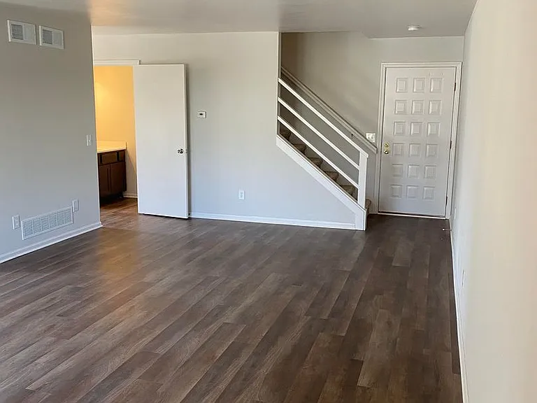 Madison Townhomes — Photo 17