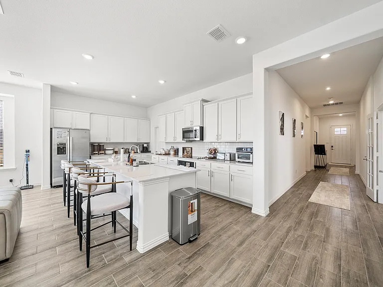 147 Starfall Dr — Photo 13