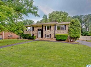 321 Forrest Park Ct NW, Huntsville, AL 35806