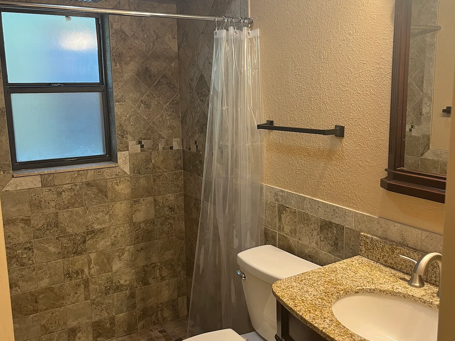2 bed, 1551 sqft, $1,500 — Photo 3