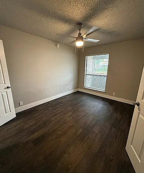 301 Greenville — Photo 23