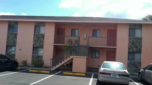 2650 Park Windsor Dr #111