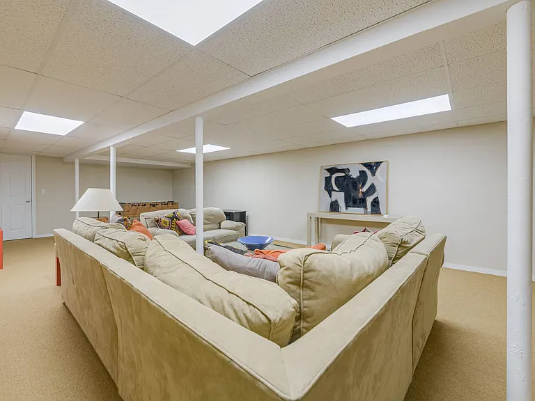 15 Fox Hollow Dr — Photo 22