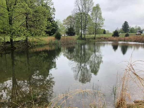 2377 Grays Bend Rd, Centerville, TN 37033