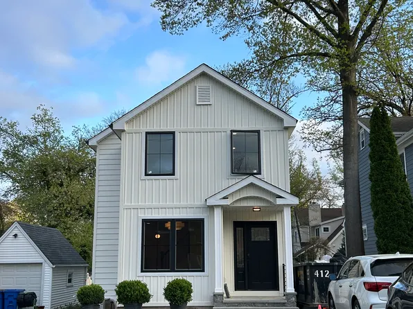 8 Virginia St, Tenafly, NJ 07670