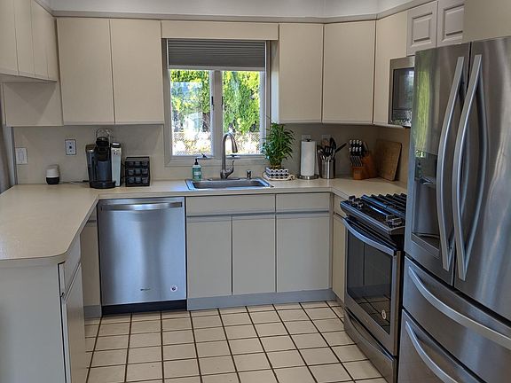 Top Control Dishwasher with Stainless Steel Interior, 5 burner self-cleaning gas range with cook timer (automatic shutoff), 24 Cubic Ft Refrigerator, with extra produce drawer, water/ice on the door, large Convection Microwave