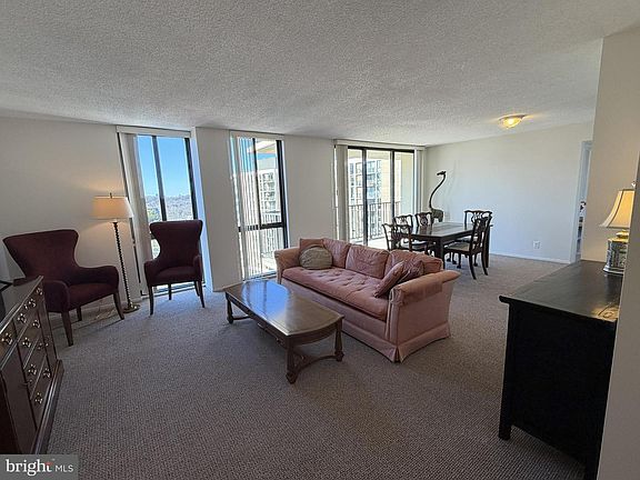 2nd image of 6800 Fleetwood Rd APT 1002