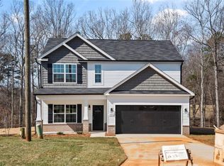 101 Silver Maple Dr, King, NC 27021