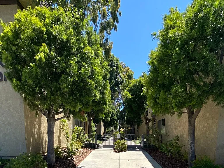 Parkwood Gardens — Photo 63