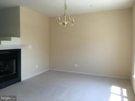 2nd image of 5021 Anchorstone Dr #113