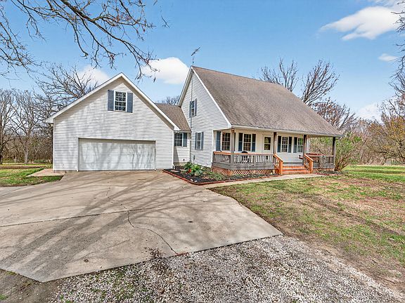 2nd image of 3343 S 30th Road