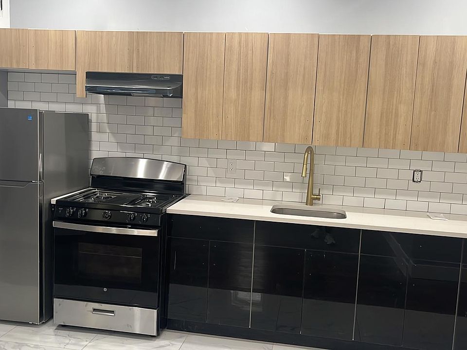 1st image of 367 S Orange Ave Floor 2