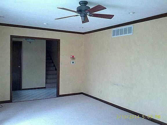 3rd image of 8740 E 146th St