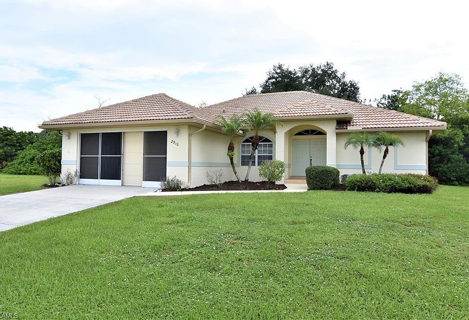 1st image of 2910 Magdalina Dr