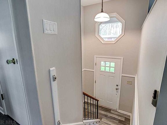 4th image of 260 Oakley Dr