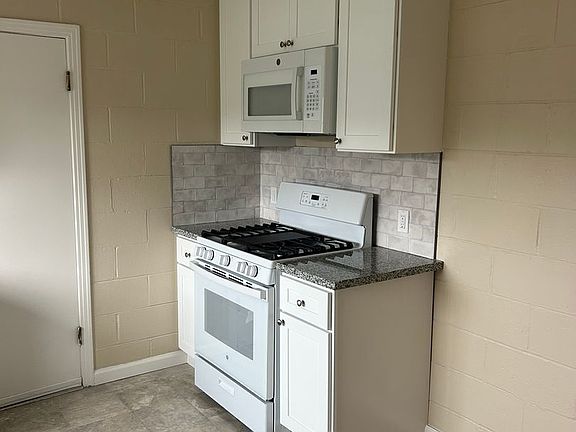 5th image of 1032 Northwood Dr