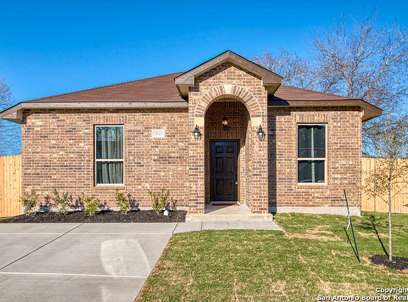 2nd image of 3015 Moss Spring Dr