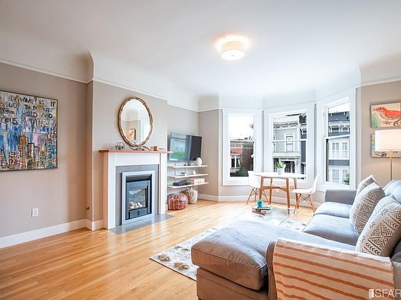 2nd image of 2737 Bush St