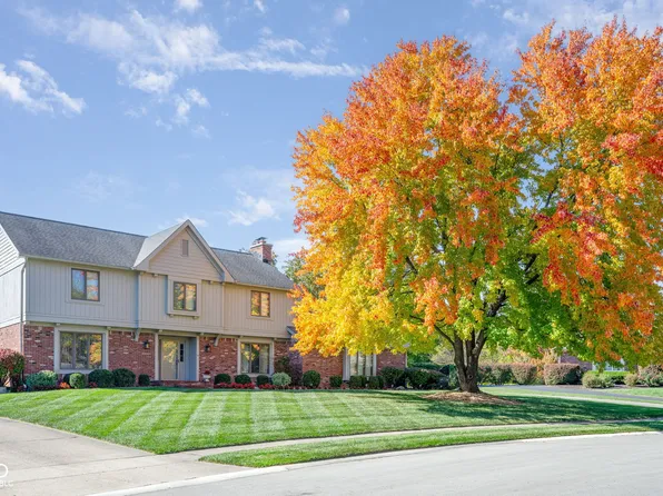 4677 Bedford Ct, Carmel, IN 46033