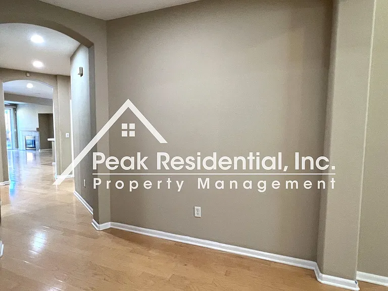 9409 Trolio Way — Photo 6