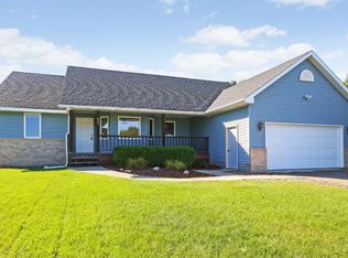 609 4th St SW, Saint Michael, MN 55376