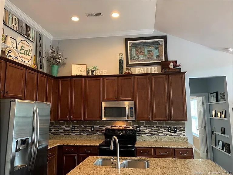 14722 Inter Milan Way — Photo 33