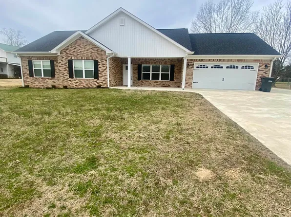 1914 Routon Cir, Gadsden, AL 35907