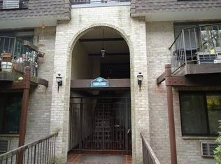 416 Kemeys Ave, Briarcliff Manor, NY 10510