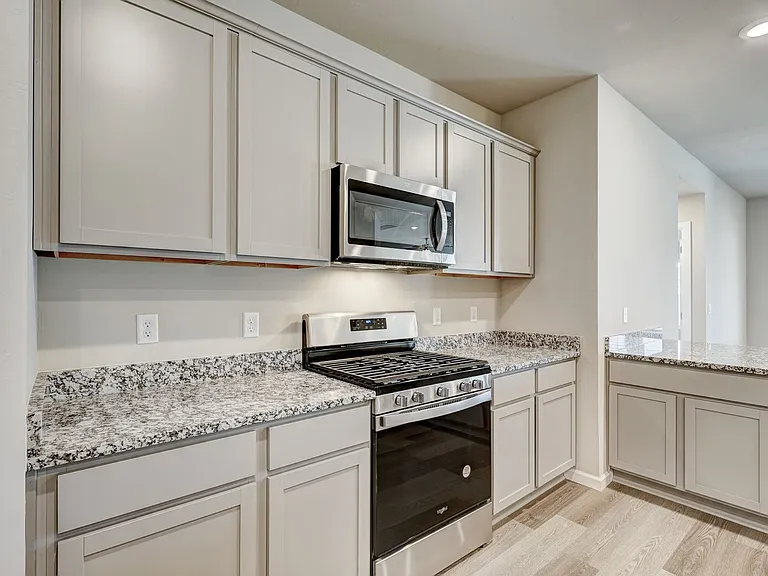 10508 SW 41st Pl — Photo 7