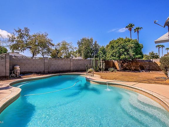 4th image of 507 E Pegasus Dr