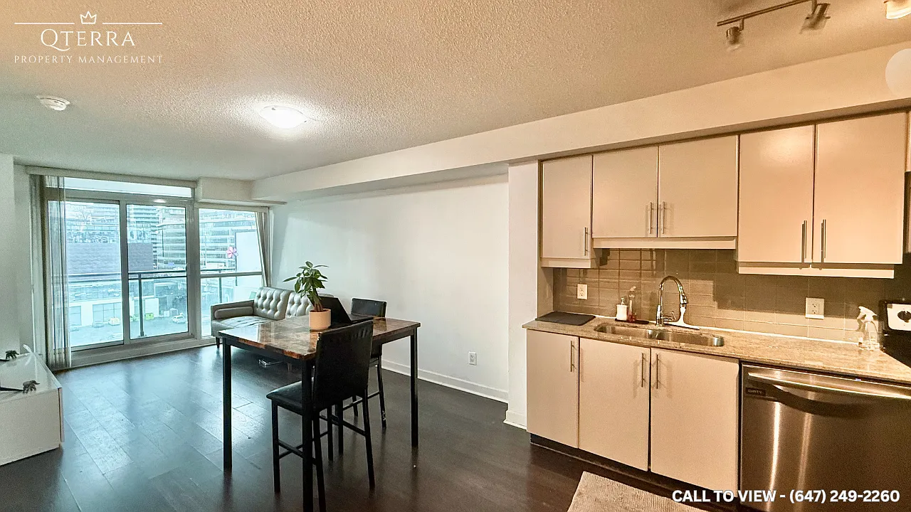 33 Bay St #701 photo 1