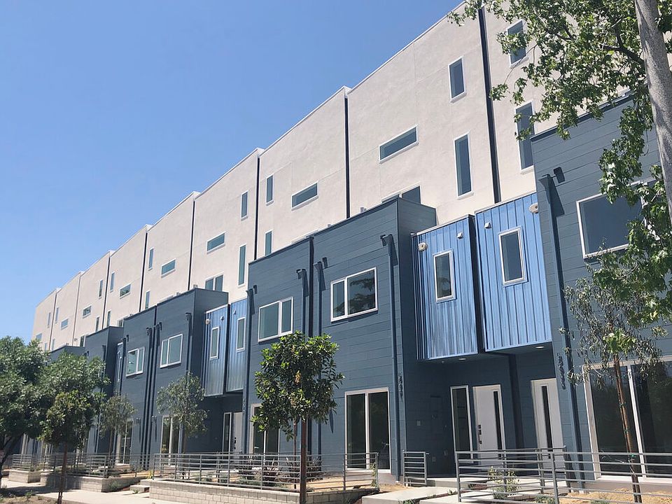 1st image of 5625 N Bella Blanco Dr