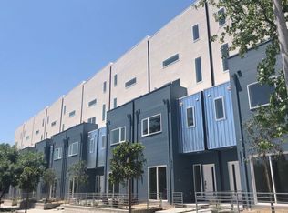 5625 N Bella Blanco Dr, North Hollywood, CA 91601