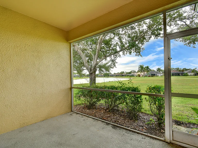 4808 Fairloop Run — Photo 49