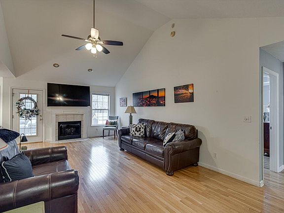 5th image of 1732 Cannondale Loop