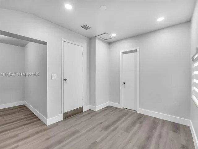 648 South Dr — Photo 14