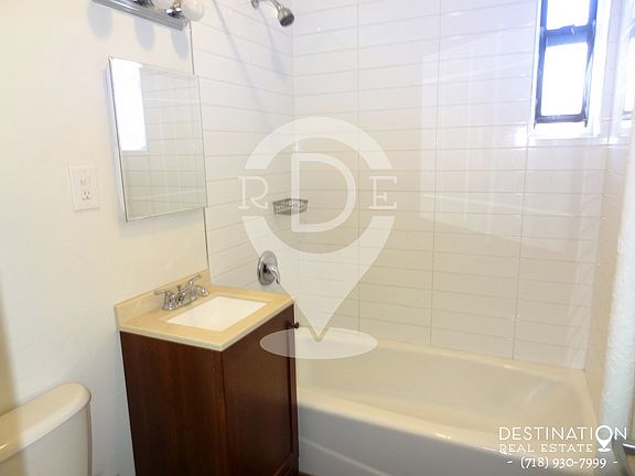 3rd image of 691 Degraw St
